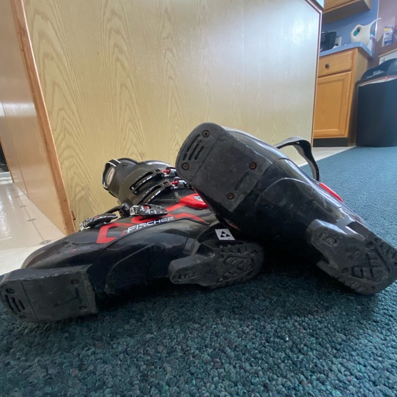 Fischer Progressor 12 ski boots